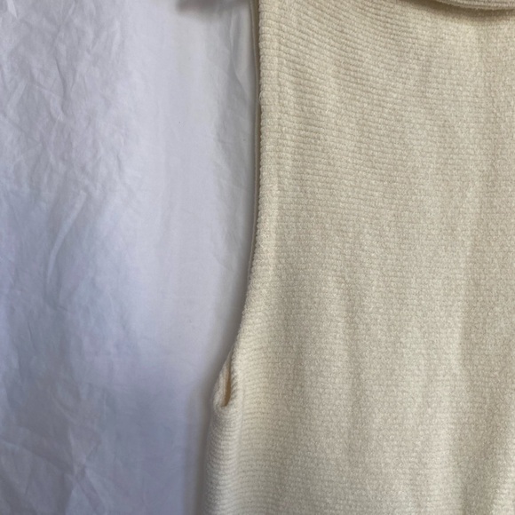 Free People Women's Turtle Neck Sleeveless Pullover Size XS - Picture 11 of 15